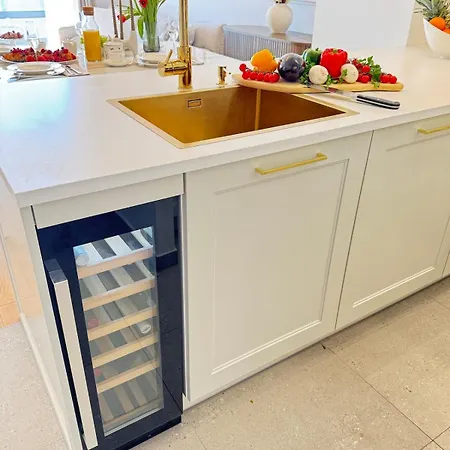 Apartman Luxury L With Jacuzzi *